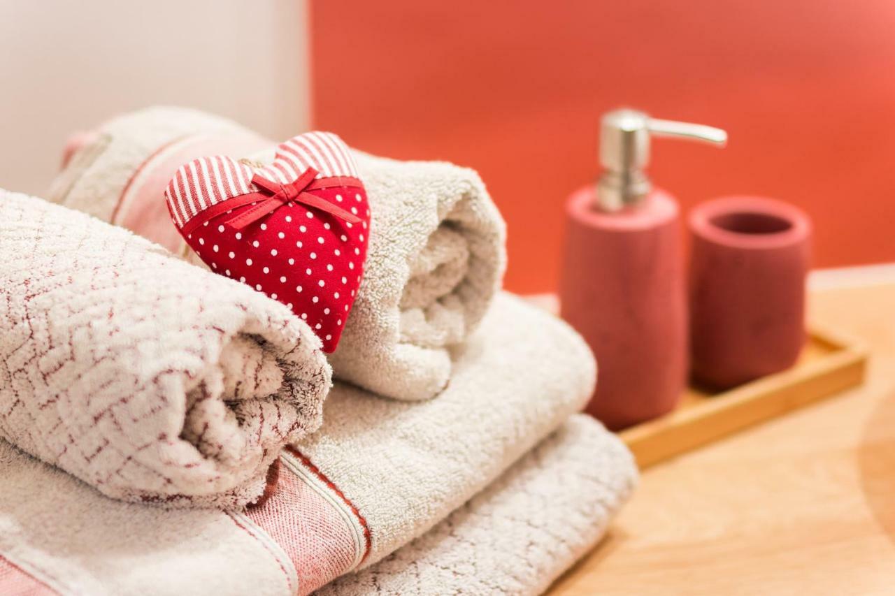 L'Attrap'Reves : Le Confort Hotelier, La Convivialite En Plus Ergersheim Luaran gambar